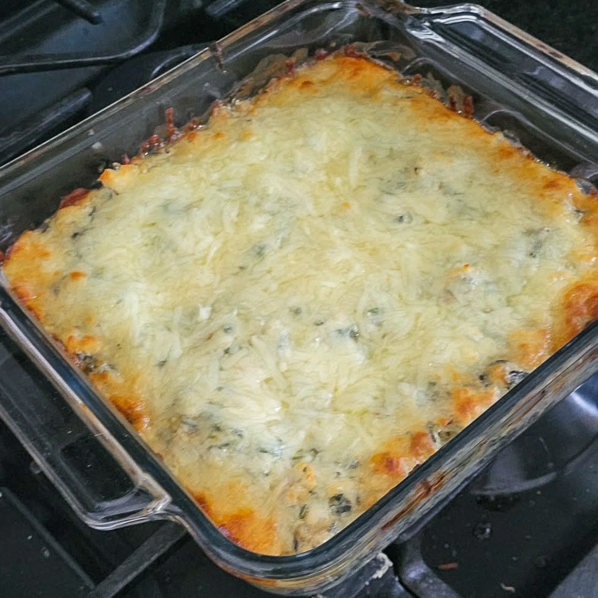 An American Classic Through German Eyes: The Ultimate Spinach Artichoke Dip.