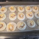 The finished snack snails.