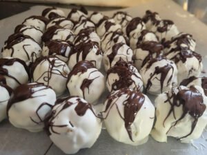 The finished OREO truffle with the optional chocolate decor